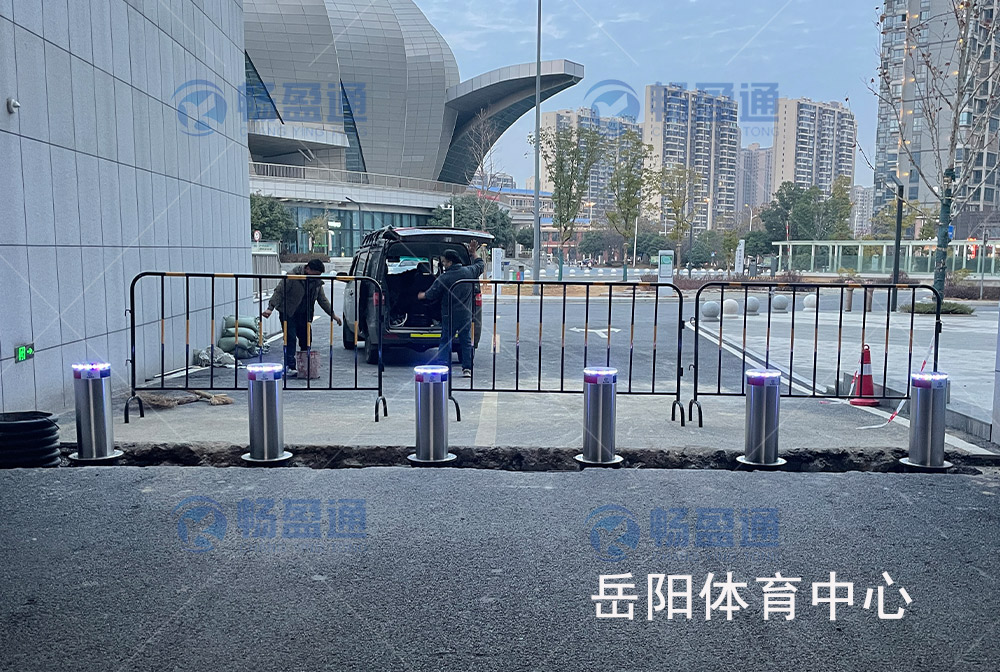 岳陽體育中心升降柱